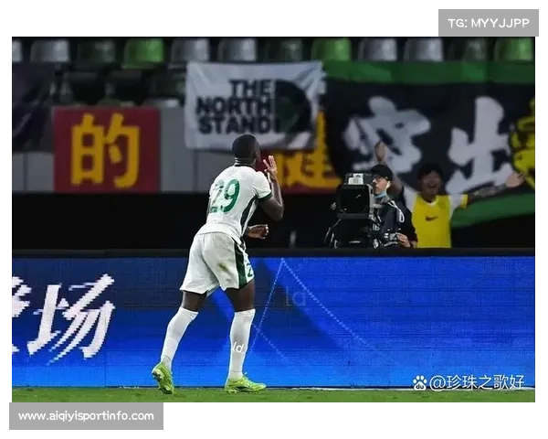 国安锋线法比奥赛季30场全首发，贡献28球4助